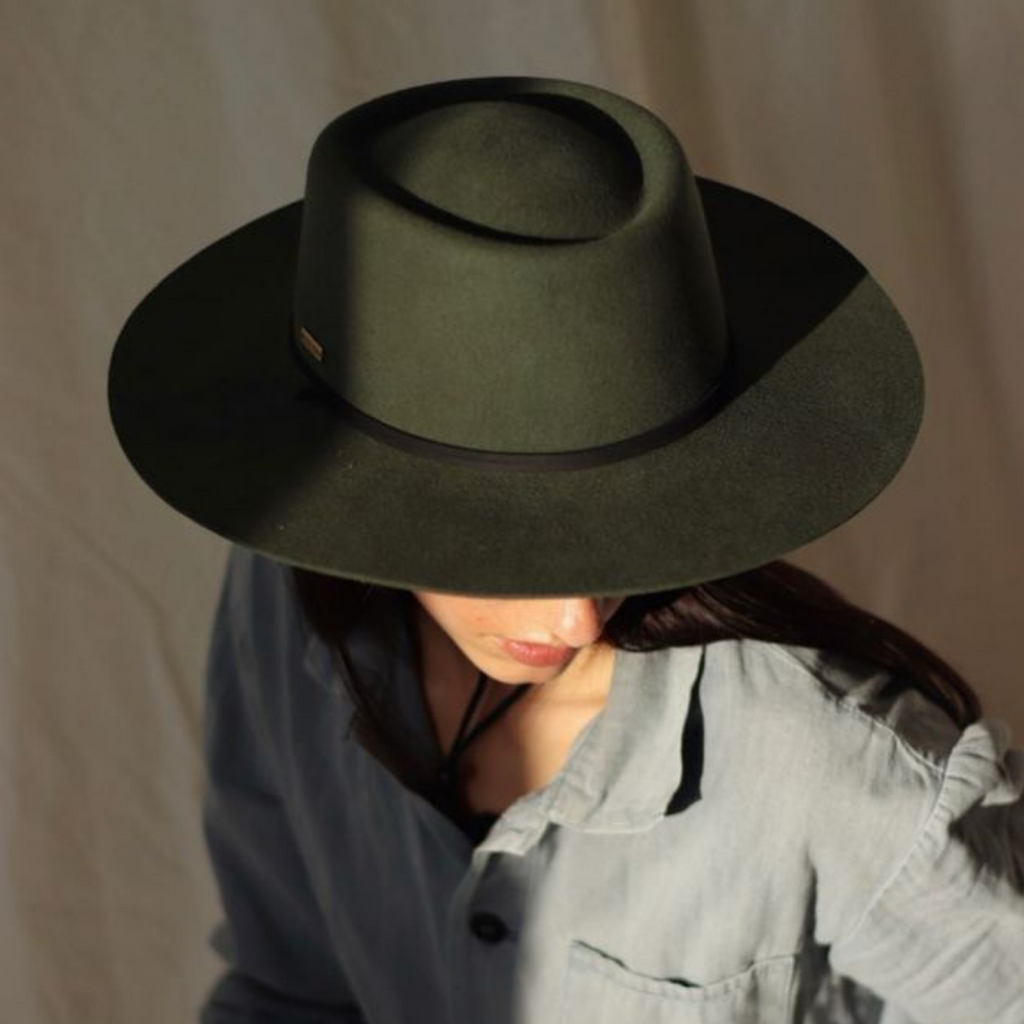 WREN FLAT BRIM TELESCOPE CROWN HAT GREEN – Nicole Palmer